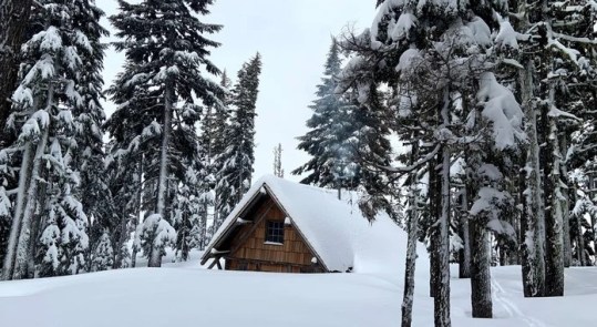 Lateral thinking snow puzzle